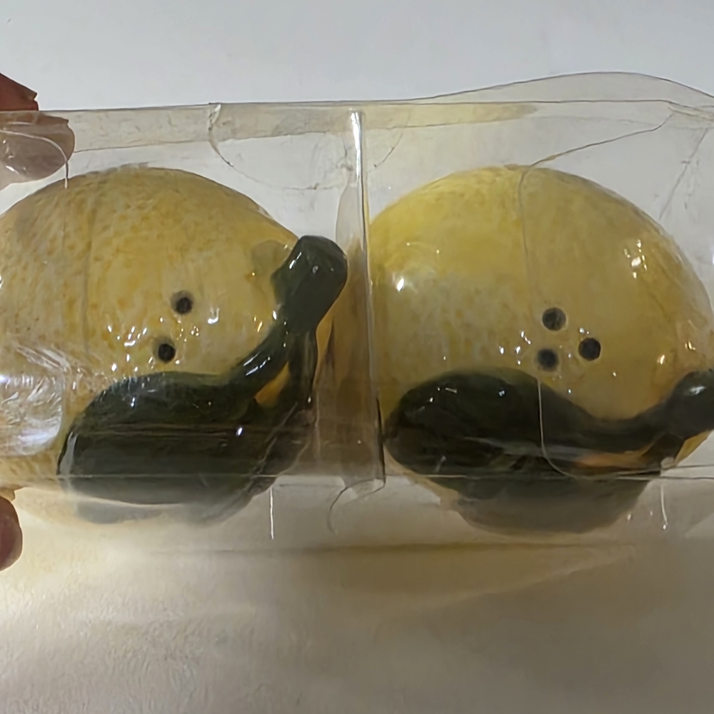 Lemon Shaped Salt and Pepper Shakers NWT - Picture 4 of 6